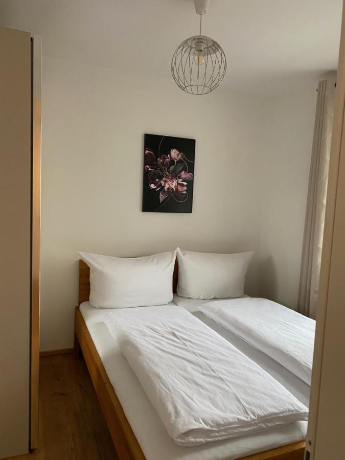 Apartament Modern With Balcony Near City Center